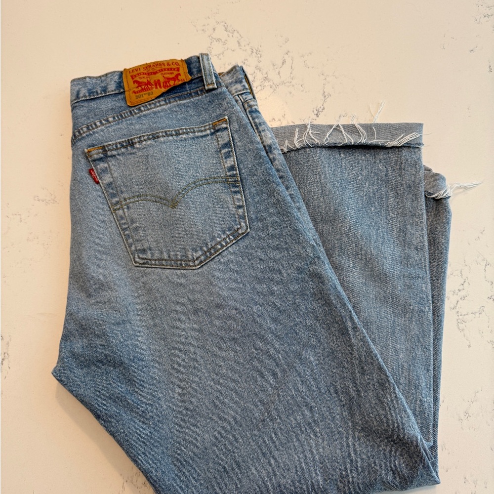 Levi's 501 93’ cropped distressed Men's Light Blue Straight Jeans